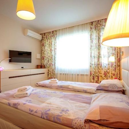 Green Apartment - Top Location, Near City Center! Sofya Dış mekan fotoğraf