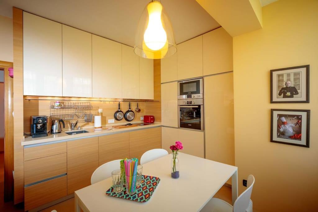 Green Apartment - Top Location, Near City Center! Sofya Dış mekan fotoğraf