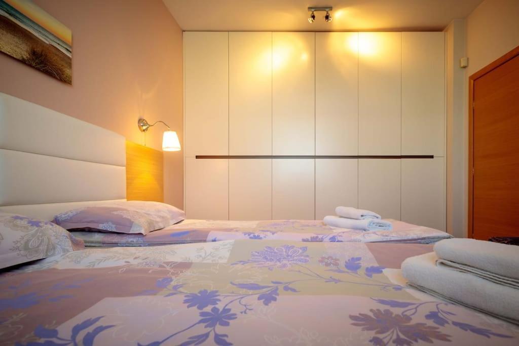 Green Apartment - Top Location, Near City Center! Sofya Dış mekan fotoğraf